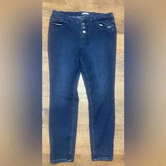💕 2 For $10 Maurices High Rise Skinny Jeans Size XL - Picture 1 of 5